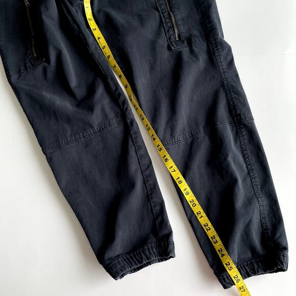 Abercrombie & Fitch  Men's Black Jogger Size M Disressed - Picture 16 of 16